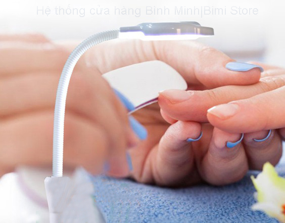 đèn lup led anh sáng lạnh yi 01 dùng cho spa